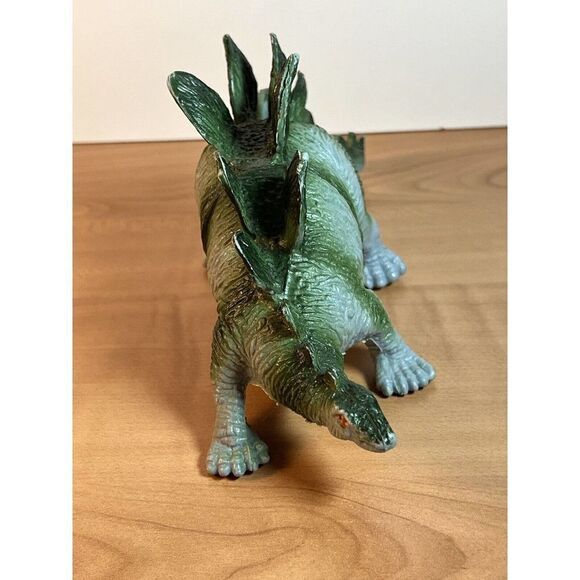 Vtg
1997 Stegosaurus Dinosaur Dino Figure Toy 8.5x3.5” - Picture 6 of 10